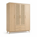 Armoire en bois de chêne avec canne tressée